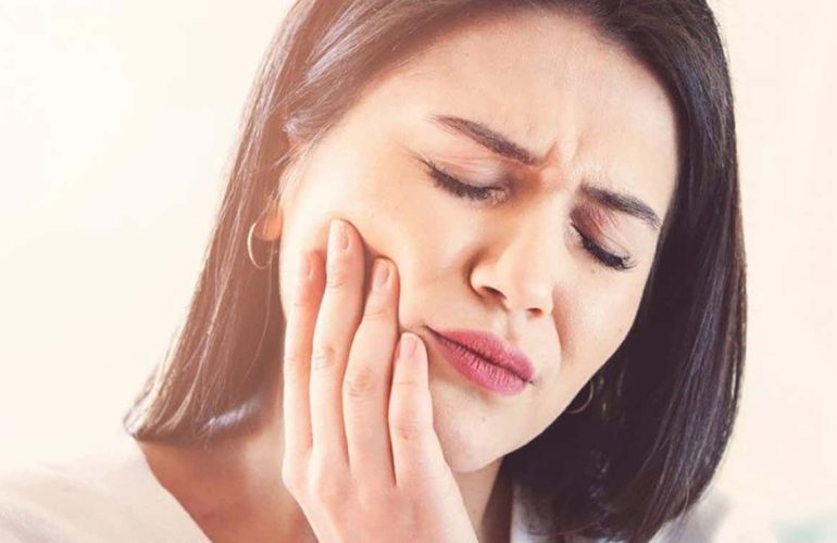 İmplant Sonrası Ağrı Nasıl Geçer? implant sonrasi agri