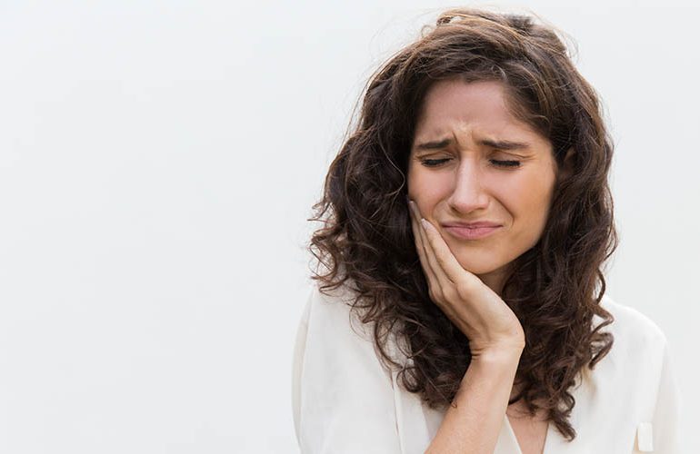İmplant Sonrası Buz Tedavisi Nasıl Uygulanır? Implant Sonrasi Buz Tedavisi Nasil Uygulanir