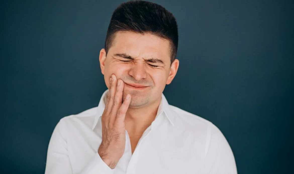 Uyurken Diş Sıkma Neden Olur? Nasıl Tedavi Edilir? uyurken dis sikmak neden olur